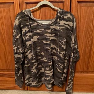💚Maurices Camo Hoodie💚